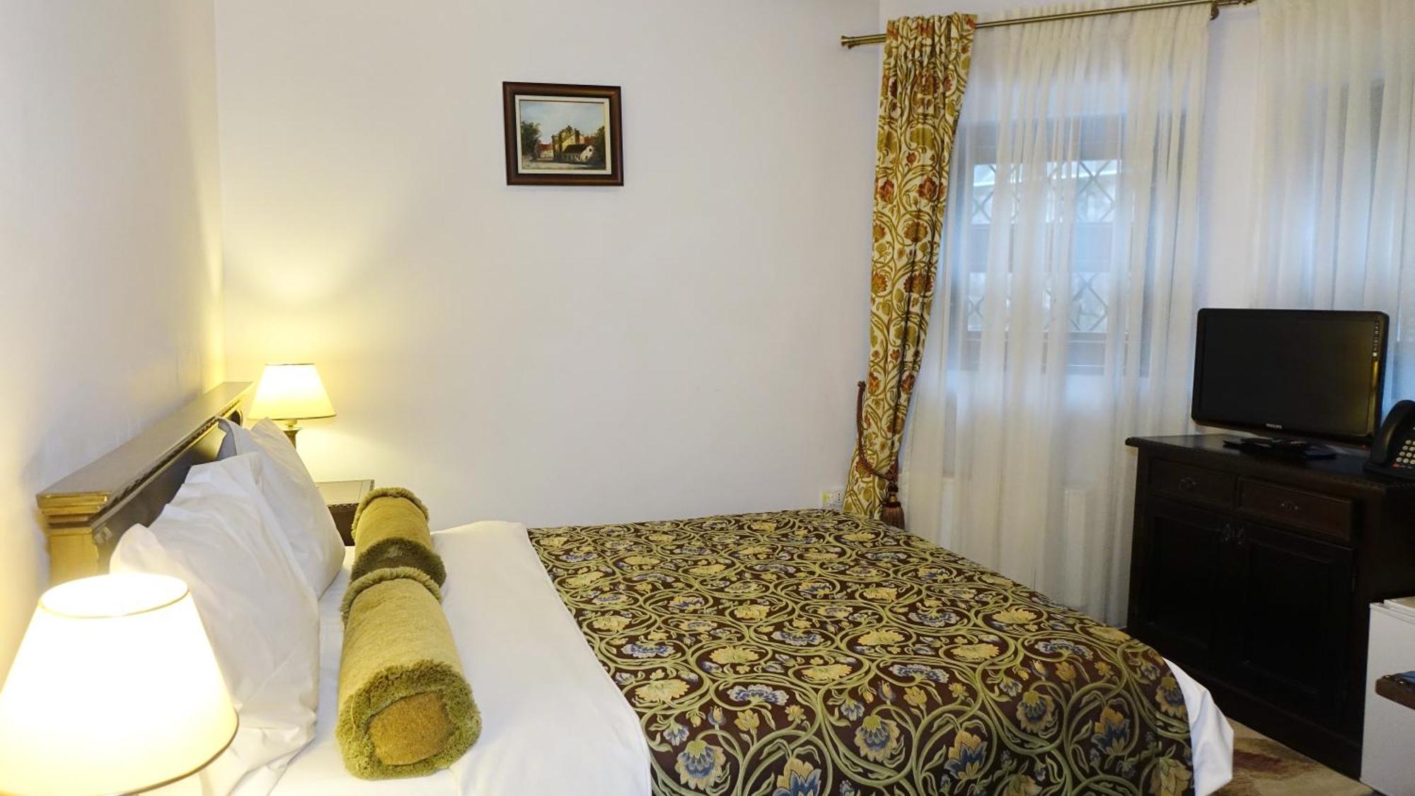 Vila Leonida - Resort Leonida بوستين المظهر الخارجي الصورة