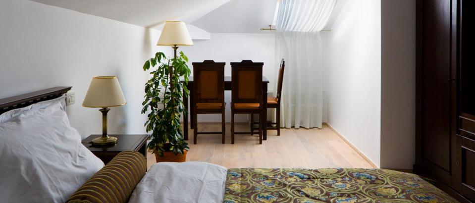 Vila Leonida - Resort Leonida بوستين المظهر الخارجي الصورة